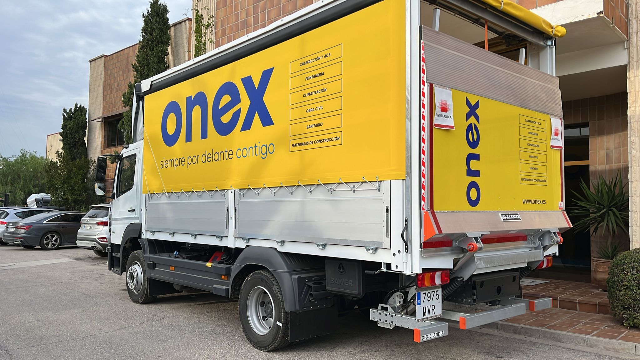 CAMION